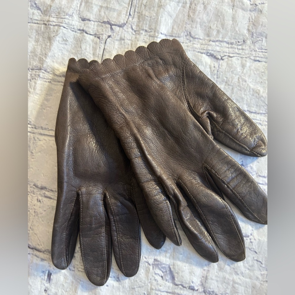 CLASSIQUE VINTAGE 100% SOLK LINED CHOCOLATE BROWN LEATHER ITALY MADE GLOVES XS/S